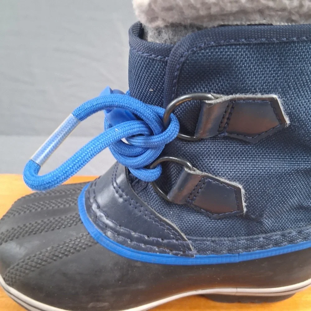 Sorel Kids Waterproof Snow Boots Blue Fur Lined‎ Winter Warm Size 9 Toddler